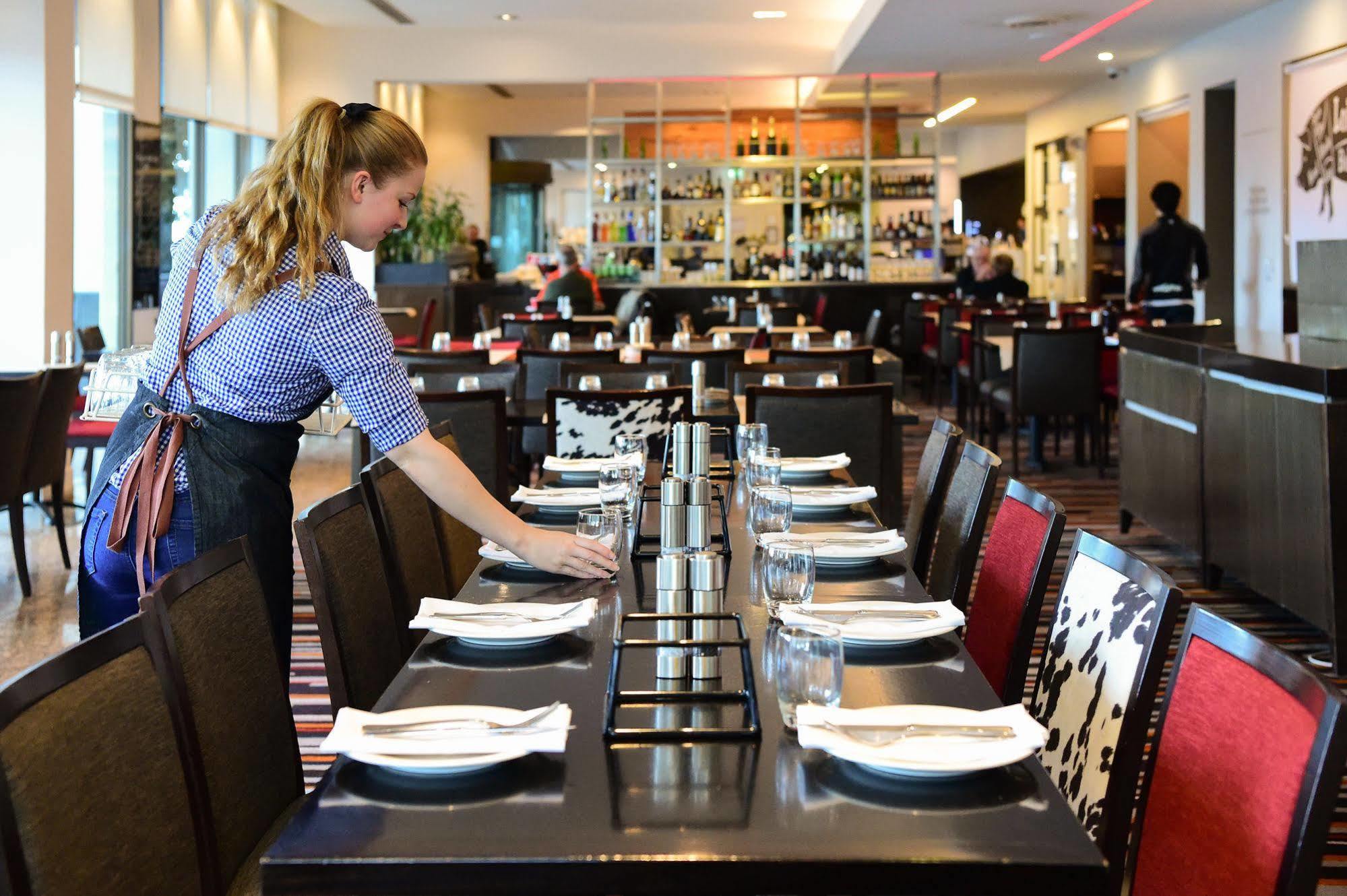 Novotel Melbourne 4*