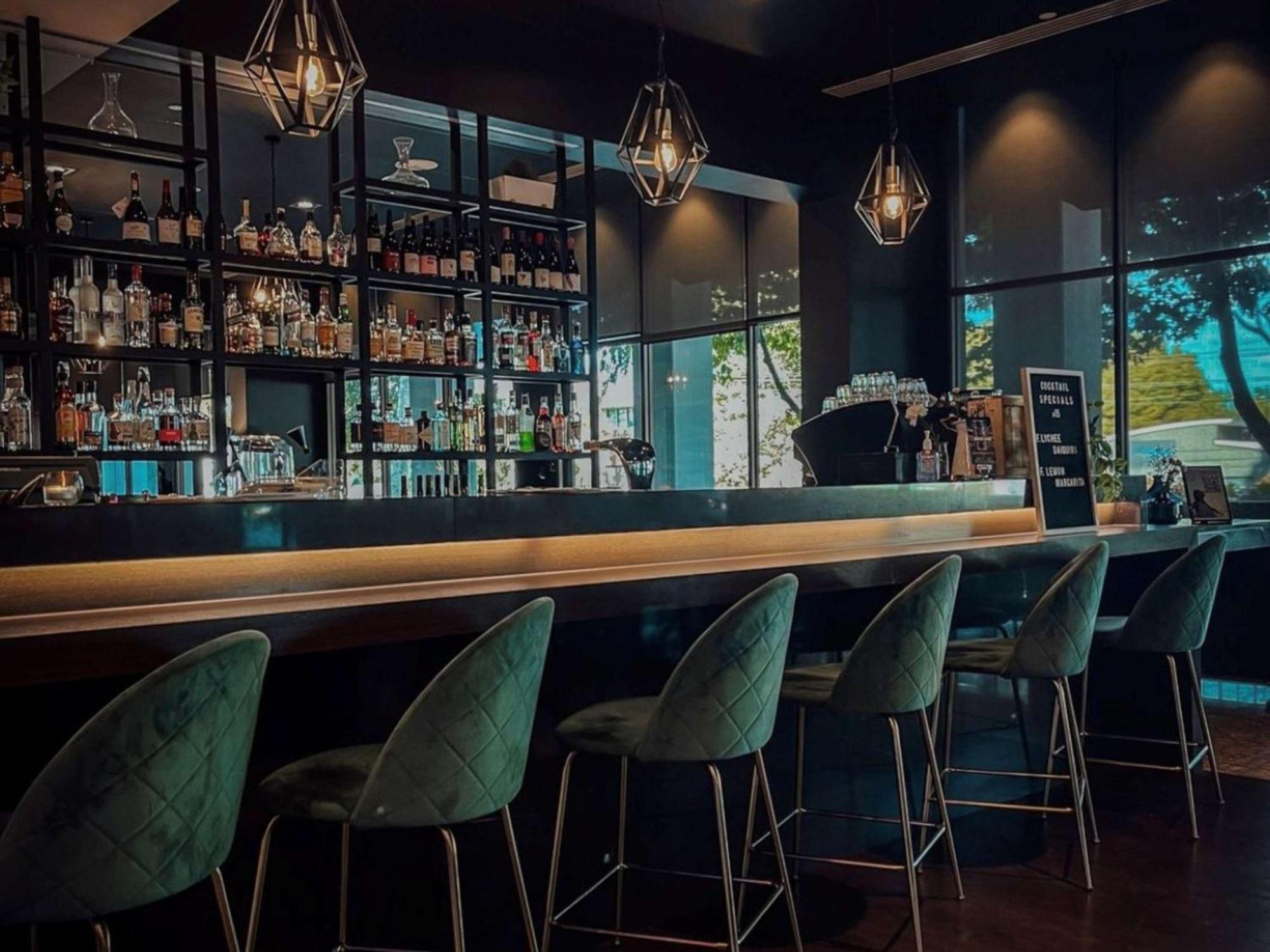 Novotel Melbourne Hotel 4*